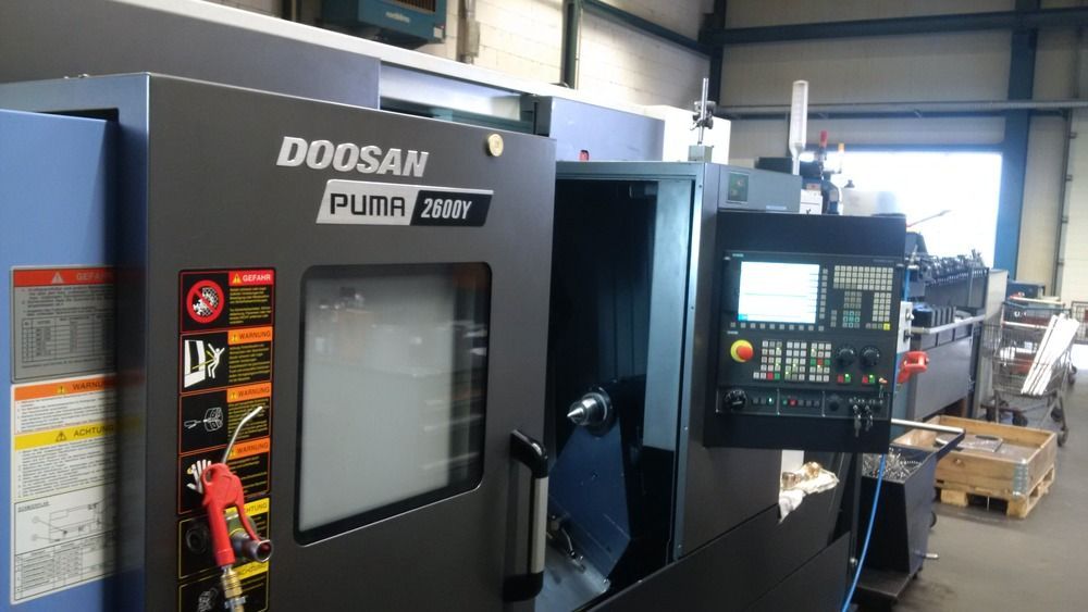 CNC Mehrachsendrehmaschine Doosan PUMA 2600Y
